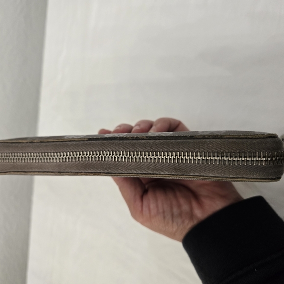 Gucci Brown Monogram Wallet with Silver Charm - Picture 13 of 13